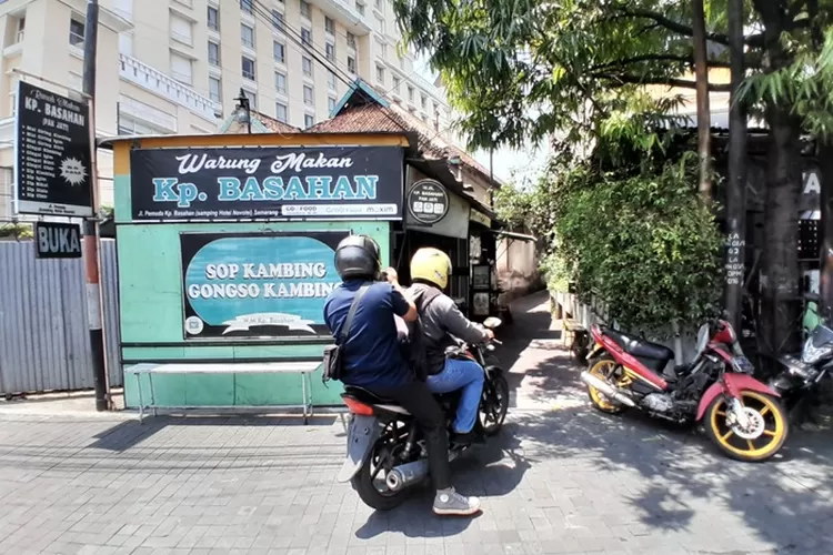 Kampung Basahan Semarang yang punya kaitan dengan Panglima Perang Pangeran Diponegoro.  (Ayosemarang.com/ Audrian Firhannusa)