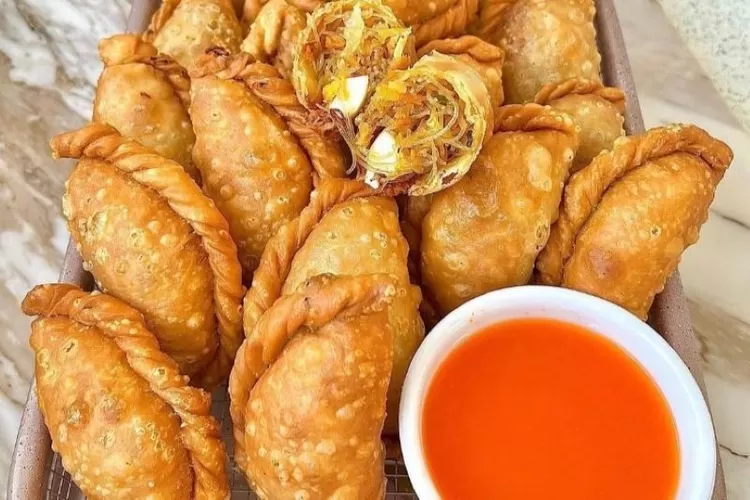 Hari Ibu Yuk Buat Resep Pastel Kampung Bisa Jadi Kado Makanan Yang Enak Dan Murah Ayo Semarang