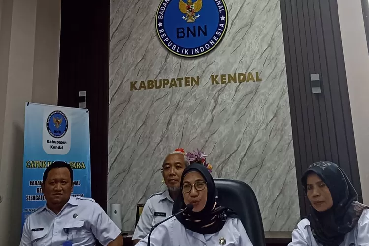 Kepala BNN Kabupaten Kendal menyampaikan rilis akhir tahun Rabu 27 Desember 2023.  ((Edi Prayitno/kontributor Kendal))