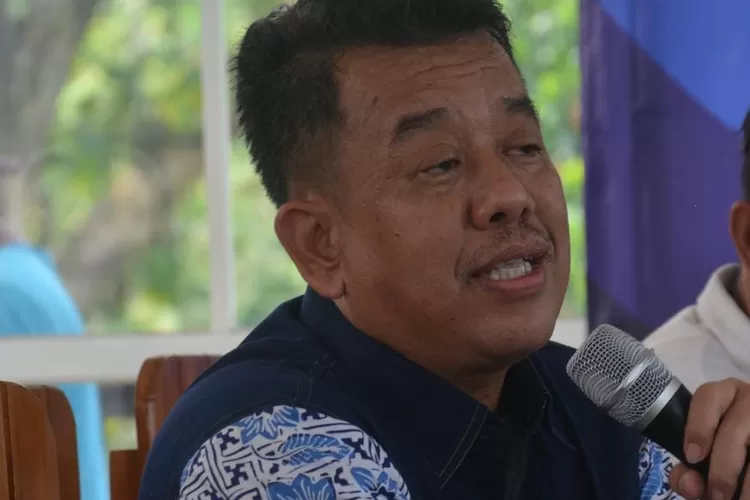 Direktur Utama PT. BPR Bapera, Aji Setya Budi.  (Foto: Muslihun kontributor Batang.)
