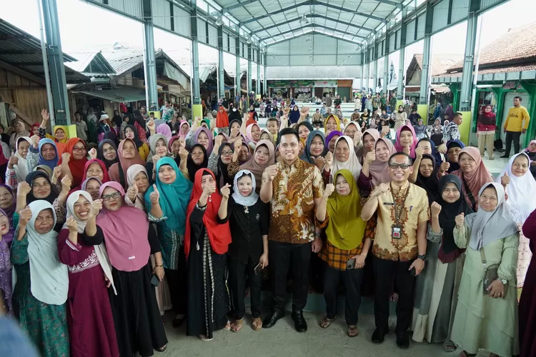 Bupati Dico meresmikan Los pasar Sukorejo Selasa 9 Januari 2024.  (Edi Prayitno/kontributor Kendal)