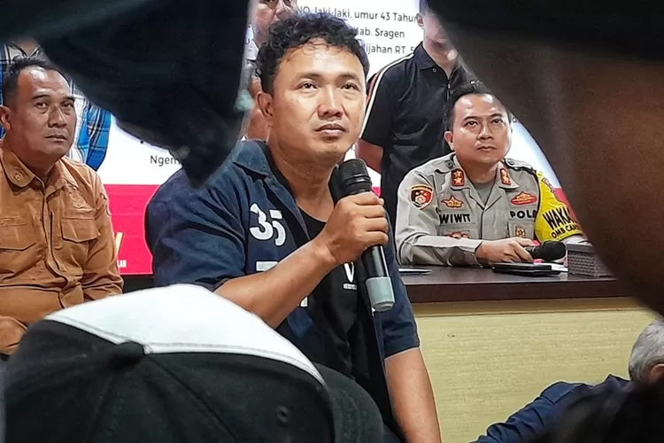 Donal Harianto pemasok anjing-anjing ilegal di Jateng yang diamankan Polrestabes Semarang.  (Ayosemarang.com/ Audrian Firhannusa)