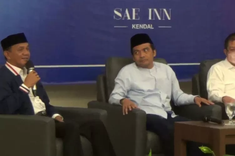 Talkshow menghadirkan 3 caleg yang diselenggarakan Kadin Kendal.  ((edi prayitno/kontributor Kendal))