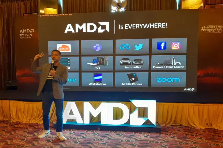 AMD community gathering di Semarang untuk kenalkan prosesor yang baru dan canggih.  ((Ayosemarang.com/ Audrian Firhannusa))