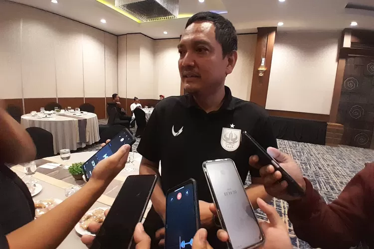 Yoyok Sukawi punya strategi untuk mengamankan pemilih muda dalam Pilwalkot Semarang.  ((Ayosemarang.com/ Audrian Firhannusa))