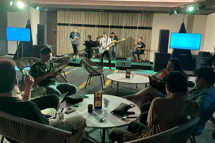 Rooms Inc Semarang kembali menggelar Event 'Saturday Nite Fever'