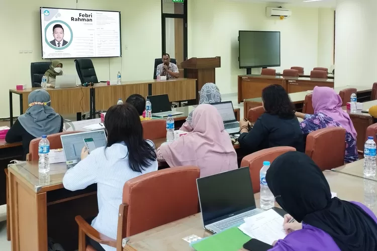 Tim PPKM USM menyelenggarakan webinar Training of Trainer (ToT) dosen pendamping (Dok)