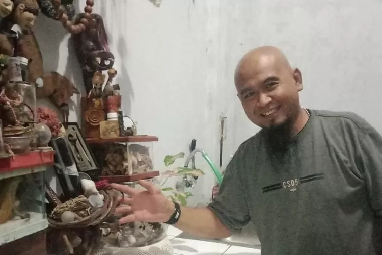 Ketua Semarangkers Master Pamuji mengaku banyak didatangi caleg jelang pemiluuntuk meminta jimat.  (Istimewa)