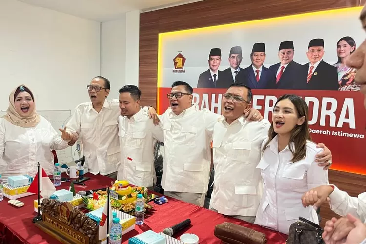 Partai Gerakan Indonesia Raya (Gerindra) Daerah Istimewa Yogyakarta merayakan Hari Ulang Tahun (HUT) yang ke 16.  (dok Gerindra Yogyakarta.)