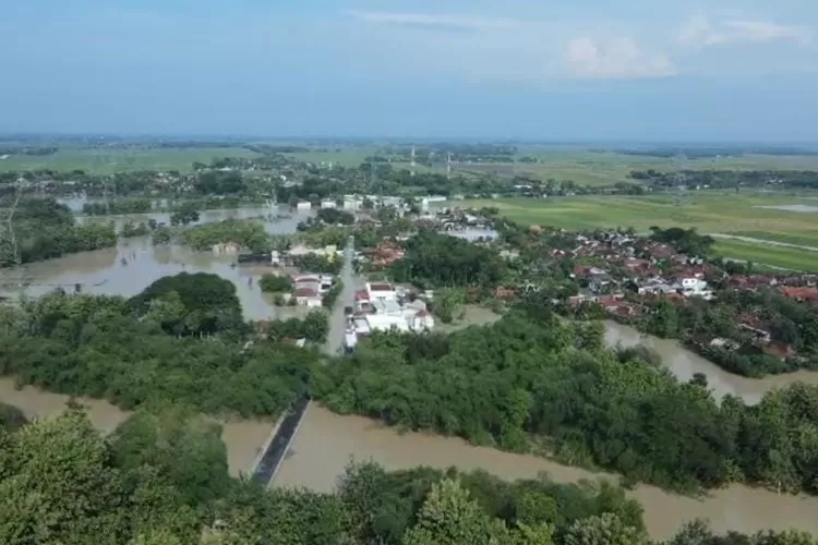 Banjir Bandang Grobogan Mulai Surut, Ini Daftar 66 Desa Dan 16 ...