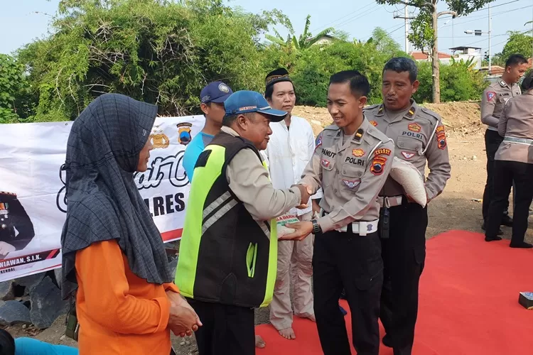 Jumat curhat Satlantas Polres Kendal dengan pegiat tertib lalulintas di Kebondalem Kendal. (Edi Prayitno/ Kontributor Kendal)