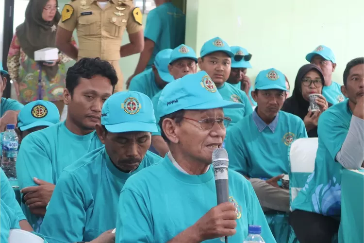 Bertempat di Aula Balai Desa Bajomulyo, Kecamatan Juwana, Kabupaten Pati, belum lama ini, Politeknik Ilmu Pelayaran (PIP) Semarang selenggarakan pengabdian melalui Pusat Penelitan dan Pengabdian kepada Masyarakat (P3M).  (dok PIP Semarang.)