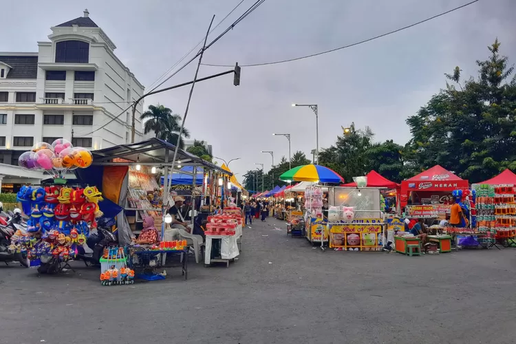Dugderan Semarang tahun ini cukup sederhana dan tanpa wahana hiburan.  (Ayosemarang.com/ Audrian Firhannusa)