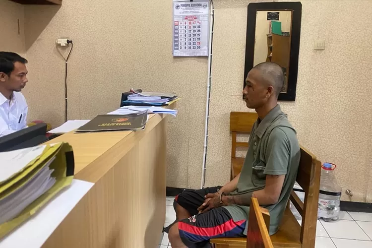 residivis pelaku pemerasan dengan kekerasan menjalani pemeriksaan di Mapolres Kendal.  (edi prayitno/kontributor Kendal)