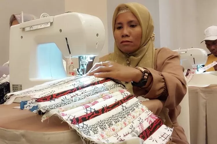Pelatihan pemanfaatan limbah kain batik. (istimewa)