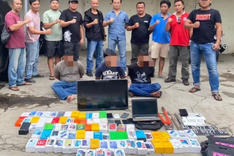 Resmob Polres Kendal amankan 3 pelaku pencuri konter HP.  (Edi Prayitno/kontributor Kendal)