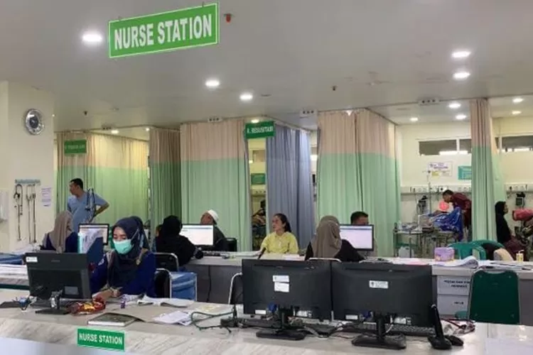 Suasana ruang IGD Rumah Sakit Islam Muhammadiyah Weleri Kendal tempat dirawat korban kecelakaan Bus Rosalia Indah.  (Edi Prayitno /kontributor Kendal)