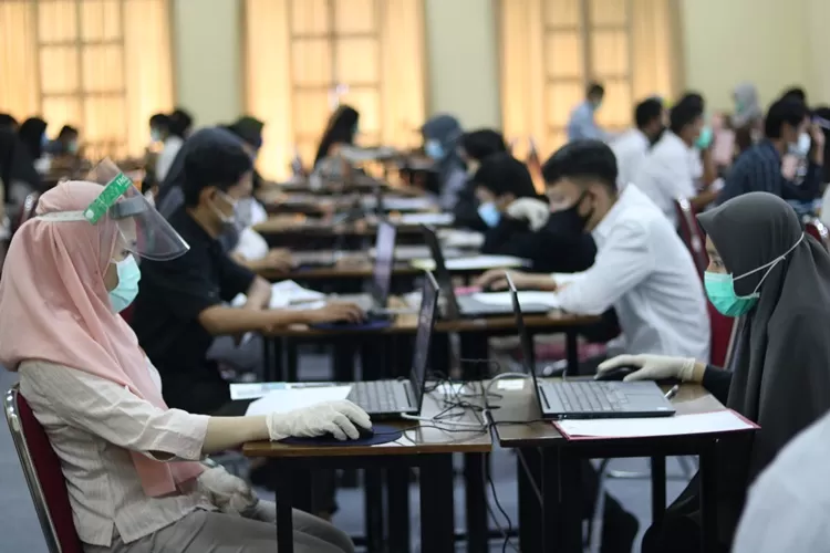 rekomendasi pakaian UTBK SNBT 2024 (unila)