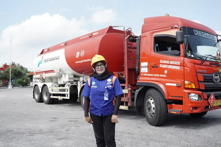 Mahmudah, 11 Tahun Berprofesi Jadi Sopir Truk Tangki. (dok Pertamina.)