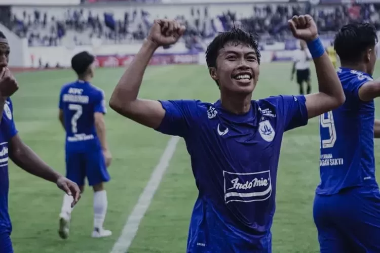Winger PSIS Semarang Riyan Ardiansyah mengaku tidak takut dengan wacana 8 pemain asing.  (Ayosemarang.com/ Audrian Firhannusa)