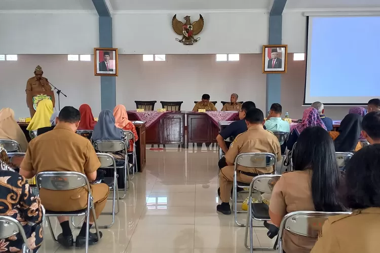 Forum konsultasi publik terkait layanan adopsi anak di Gedung Wanita Setda Kendal.  (edi prayitno/kontirbutor Kendal)