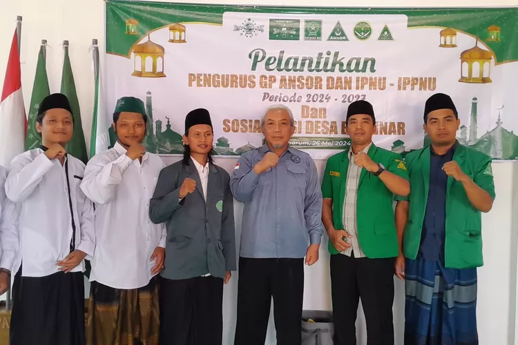 Penyuluh BNN Kendal bersama pengurus PAC GP Ansor Ringinarum.  (Dokumen ansor ringinarum)