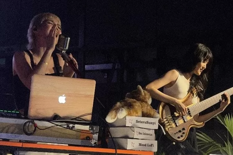 Salah satu penampilan musisi Jazz, Seteru Sunyi di Artotel Semarang. Artotel Group bikin konser musik jazz di tiga kota. (Artotel)