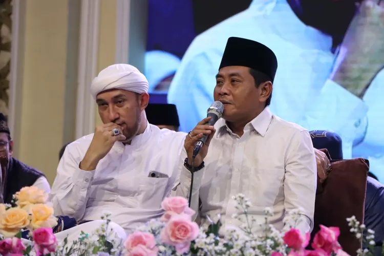 Habib  Ali Zaenal Abidin dan KH Anwar Zahid yang hadir di awal bulan Juni di kegiatan Jawa Tengah Bersholawat di Kaliwungu Selatan.  (Edi prayitno/kontributor kendal)