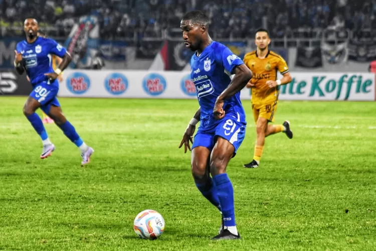 Boubakary Diarra dipertahankan PSIS Semarang sampai 2 musim.  (Ayosemarang.com/ Audrian Firhannusa)