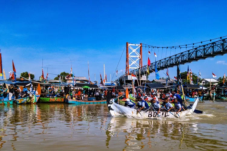 Lomba Dayung (istimewa)