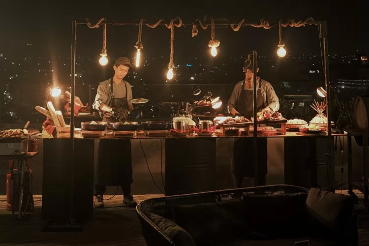 ARTOTEL Semarang Ajak Tamu Rasakan Sensasi Nikmati BBQ di Rooftop