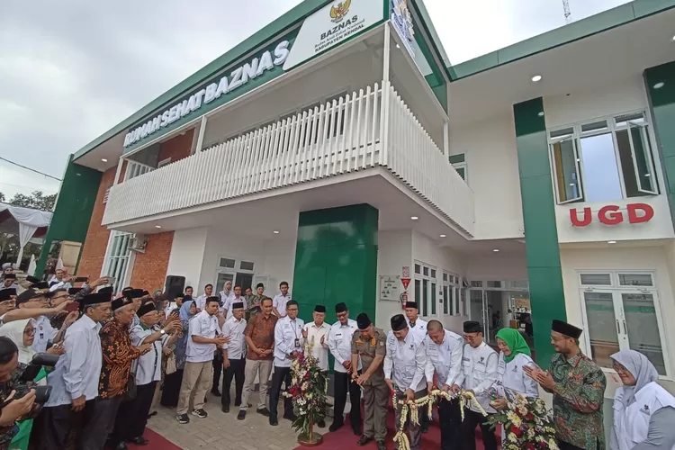 Ketua Baznas RI meresmikan Rumah Sehat Baznas Kendal di Desa Kebumen Sukorejo Rabu 24 Juli 2024.  (edi prayitno/kontributor Kendal)
