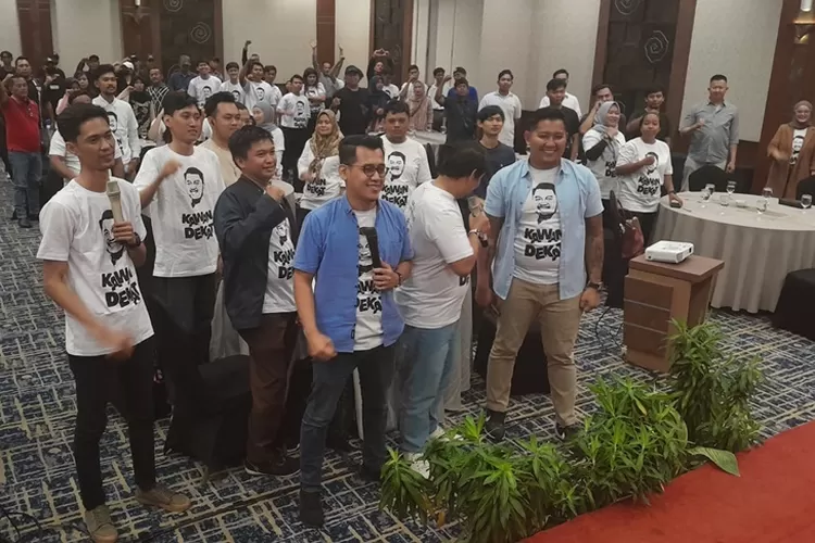 Kawan Dekat mendeklarasikan diri untuk mendukung Ade Bhakti di Pilwalkot Semarang 2024.  (Ayosemarang.com/ Audrian Firhannusa)