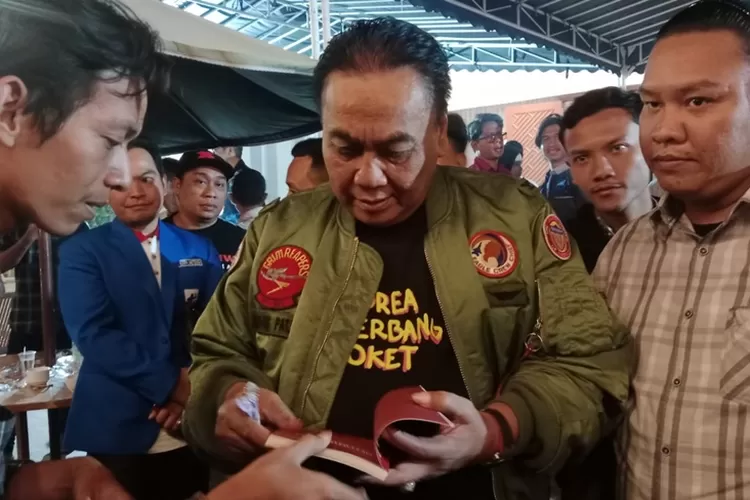 Ketua DPD PDI Perjuangan (PDIP) Jawa Tengah,Bambang Pacul. PDIP mengusung Ahmad Ridwan sebagai calon Bupati Batang.  (Muslihun/Kontributor Batang)