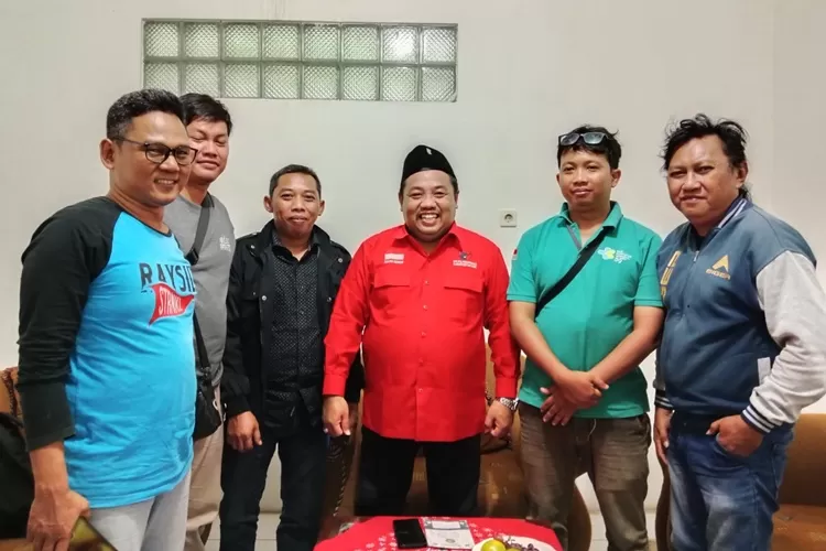 Ketua DPD PDIP Batang Ahmad Ridwan Ngobrol Bareng Jaringan Promedia (dok promedia)