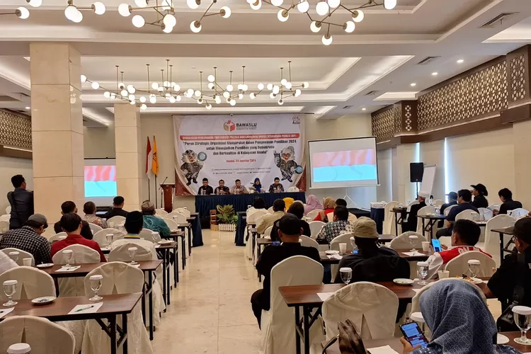 Launching Indeks Kerawanan Pemilihan serentak tahun 2024 di Sae Inn Hotel.  (Dokumen Bawaslu Kendal  &nbsp;)