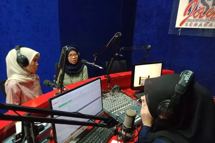 Talkshow Kudengar Radio USM Jaya (usm)