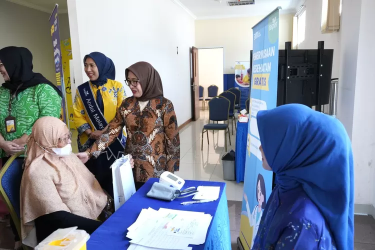 Hari Pelanggan Nasional 2024: Direksi TASPEN Pantau Kualitas Layanan Secara Langsung