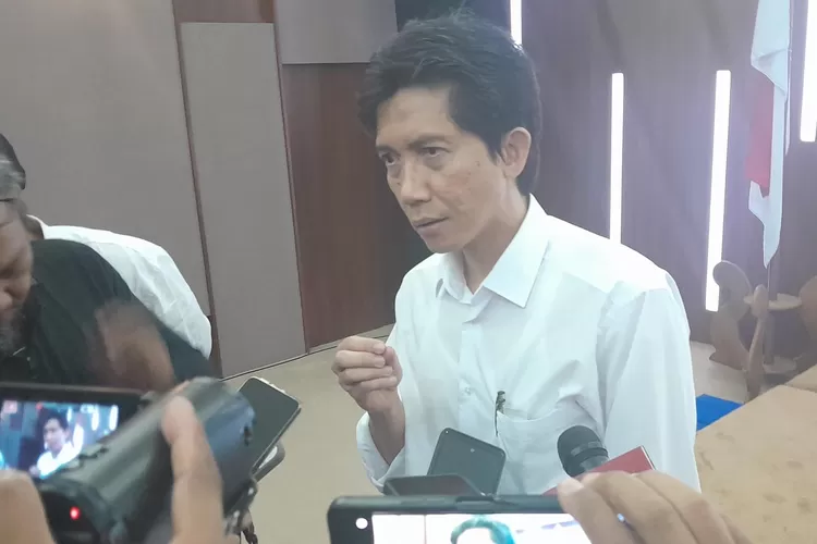 Dekan FK Undip Semarang Yan Wisnu benarkan ada pungutan uang Rp 20 sampai Rp 40 juta. (Ayosemarang.com/ Audrian Firhannusa)