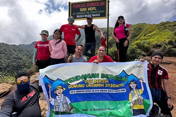 Rooms Inc Semarang Resik-resik Gunung Ungaran Sekaligus Rayakan Ultah ke-7