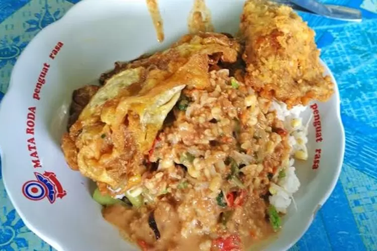  rekomendasi warung makan nasi pecel enak di Yogyakarta. (istimewa)