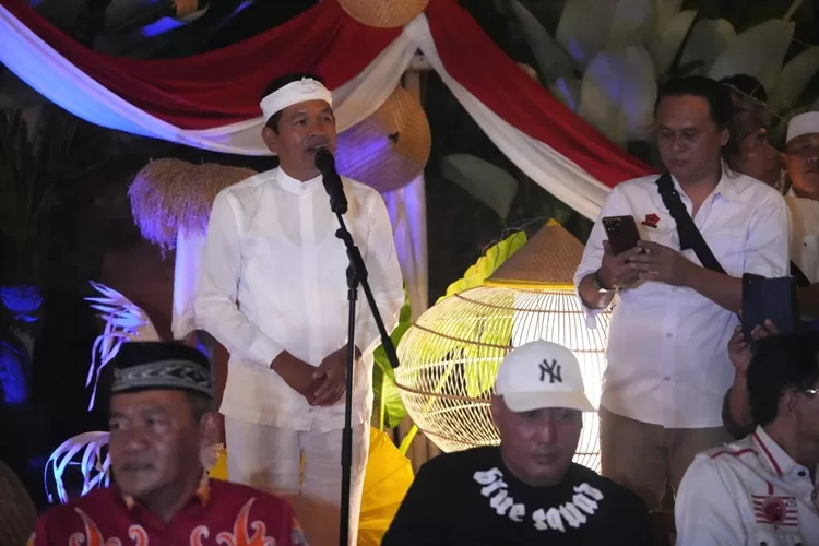 Bakal Calon Gubernur Jawa Barat, Dedi Mulyadi memlilih Sule sebagai juru bicara di tim pemenangannya.  (Dina Miladina Dewimulyana)