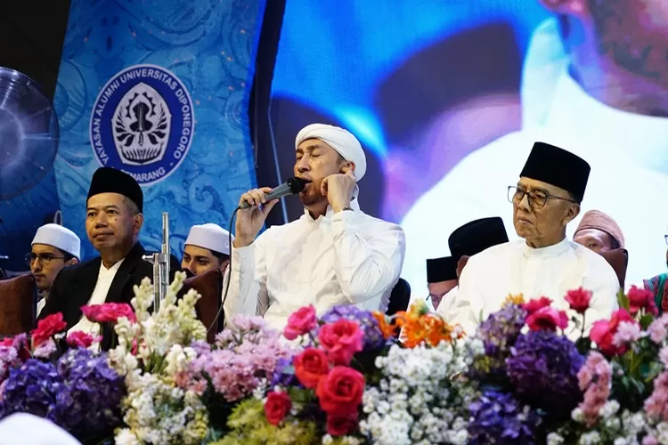 USM Gelar Sholawat Bersama Habib Ali Zainal Abidin dan Az-Zahir