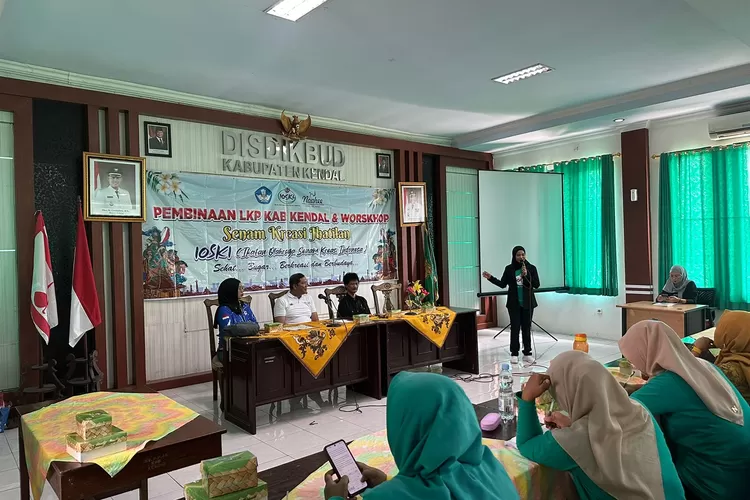 Lembaga kursus dan pelatihan menggelar workshop senam kreasi jatilan di aula Disdikbud Kendal. (edi prayitno/kontributor kendal)