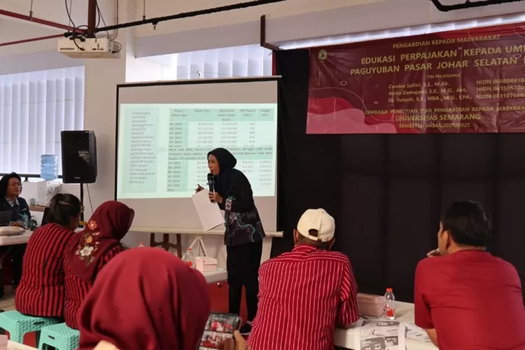 Tim PkM USM Beri Edukasi Perpajakan kepada UMKM Paguyuban Pasar Johar