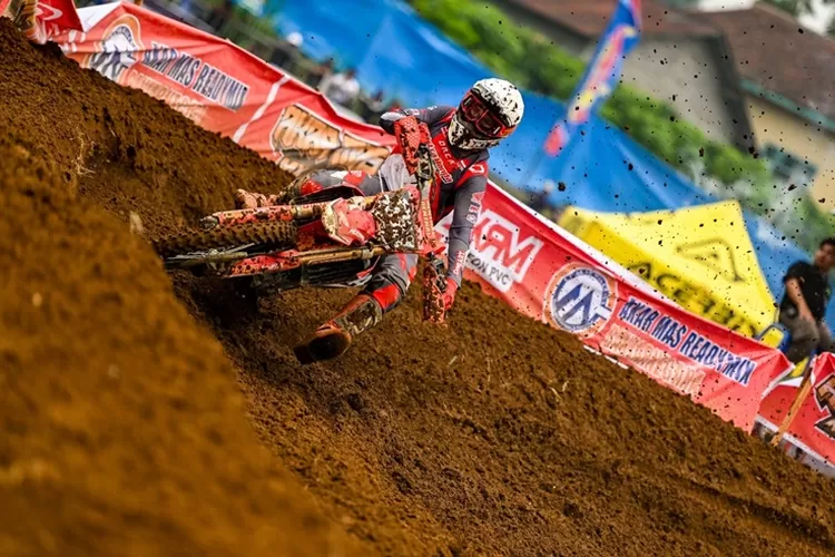 Crosser AHM Arsenio Algifari Naik Podium di Motocross Grasstrack 2024