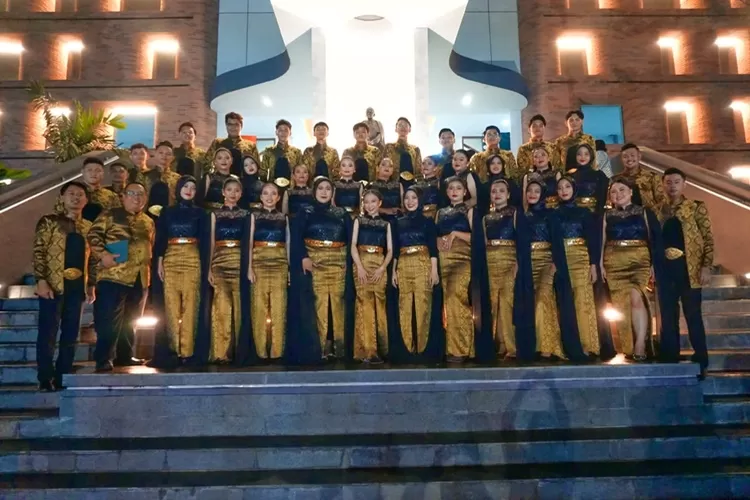 PSM USM Boyong Emas di Soegijapranata International Choir Competition 2024