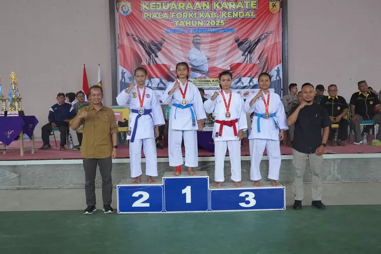  Kejuaraan Forki tingkat Kabupaten tahun 2025 di Gedung serbaguna Desa Sarirejo Kaliwungu. ( dokumen)