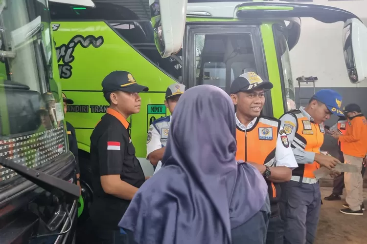 Armada Lebaran telah dicek kelayakannya oleh Dishub Kendal, Rabu 12 Maret 2025. (edi prayitno/kontributor kendal)