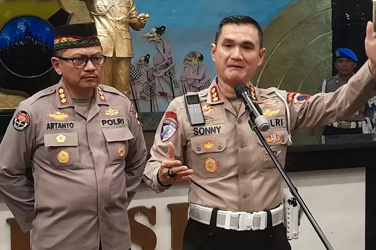 Dirlantas Polda Jateng Kombes Sonny Irawan meminta masyarakat untuk mudik 2025 lebih awal karena volume kendaraan bakal meningkat.  (Ayosemarang.com/ Audrian Firhannusa)